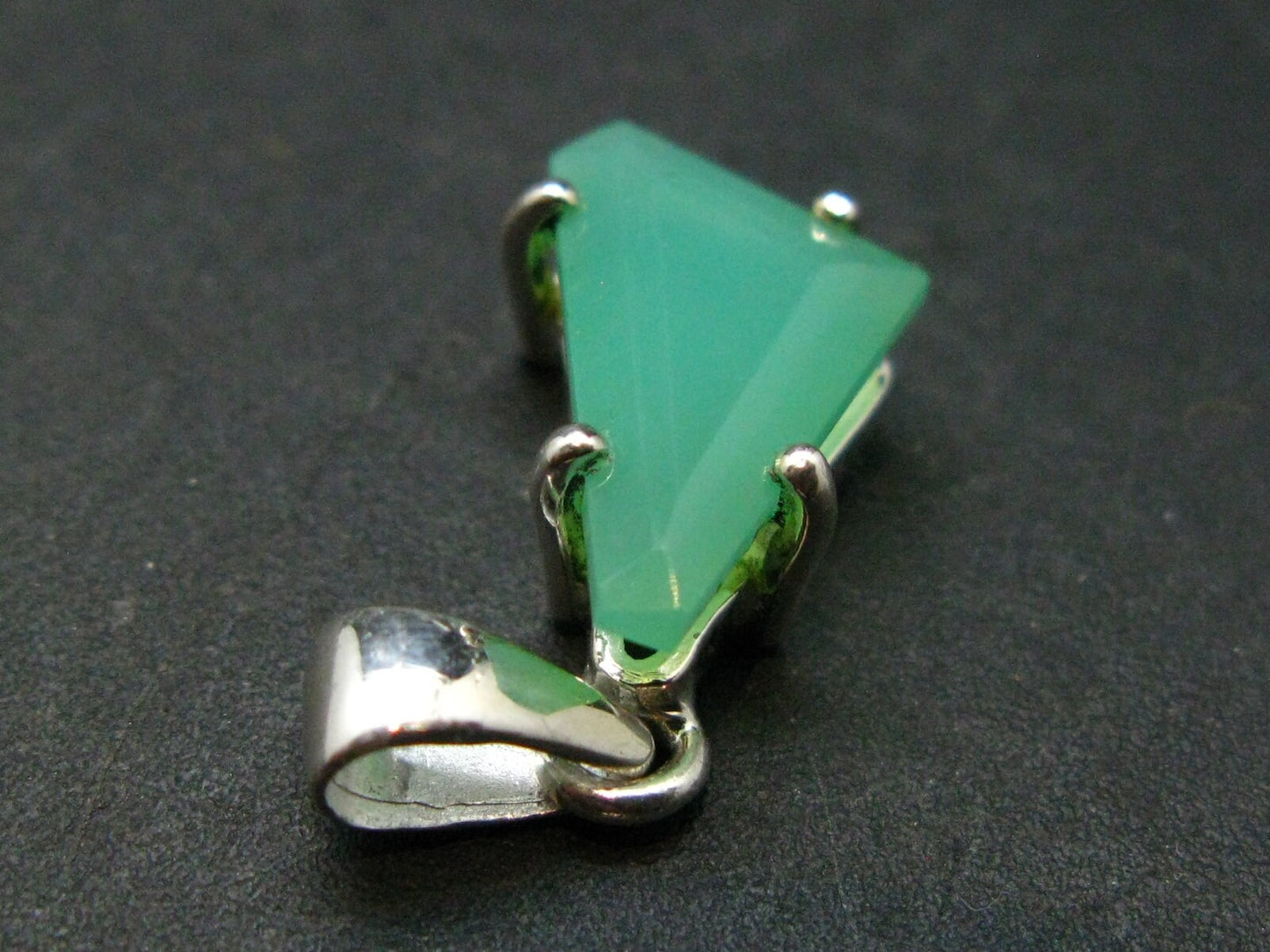 Rich Green Chrysoprase Silver Pendant From Australia - 1.0" - 2.39 Grams