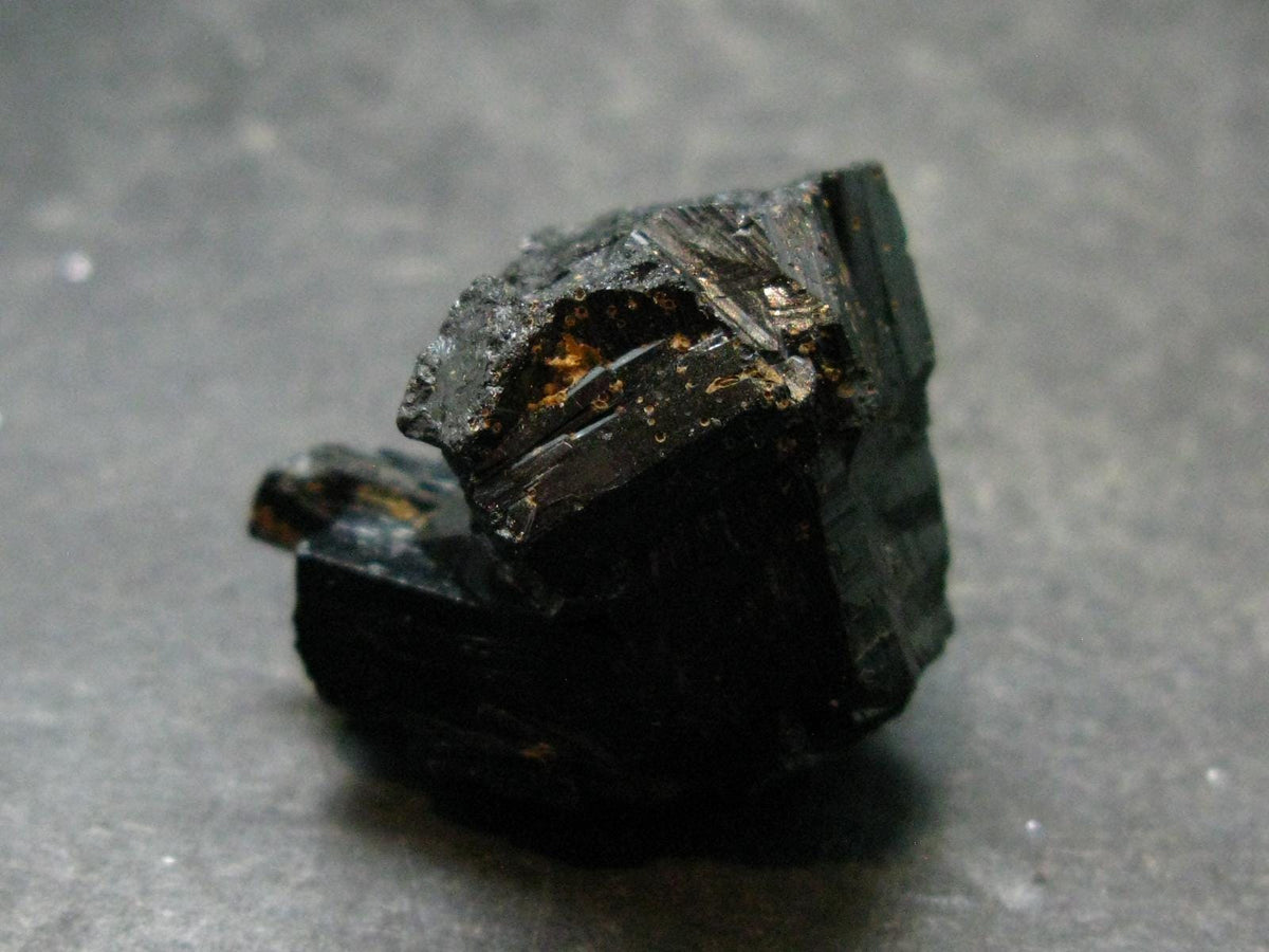 Ilvaite Crystal From China - 1.0" - 15.67 Grams