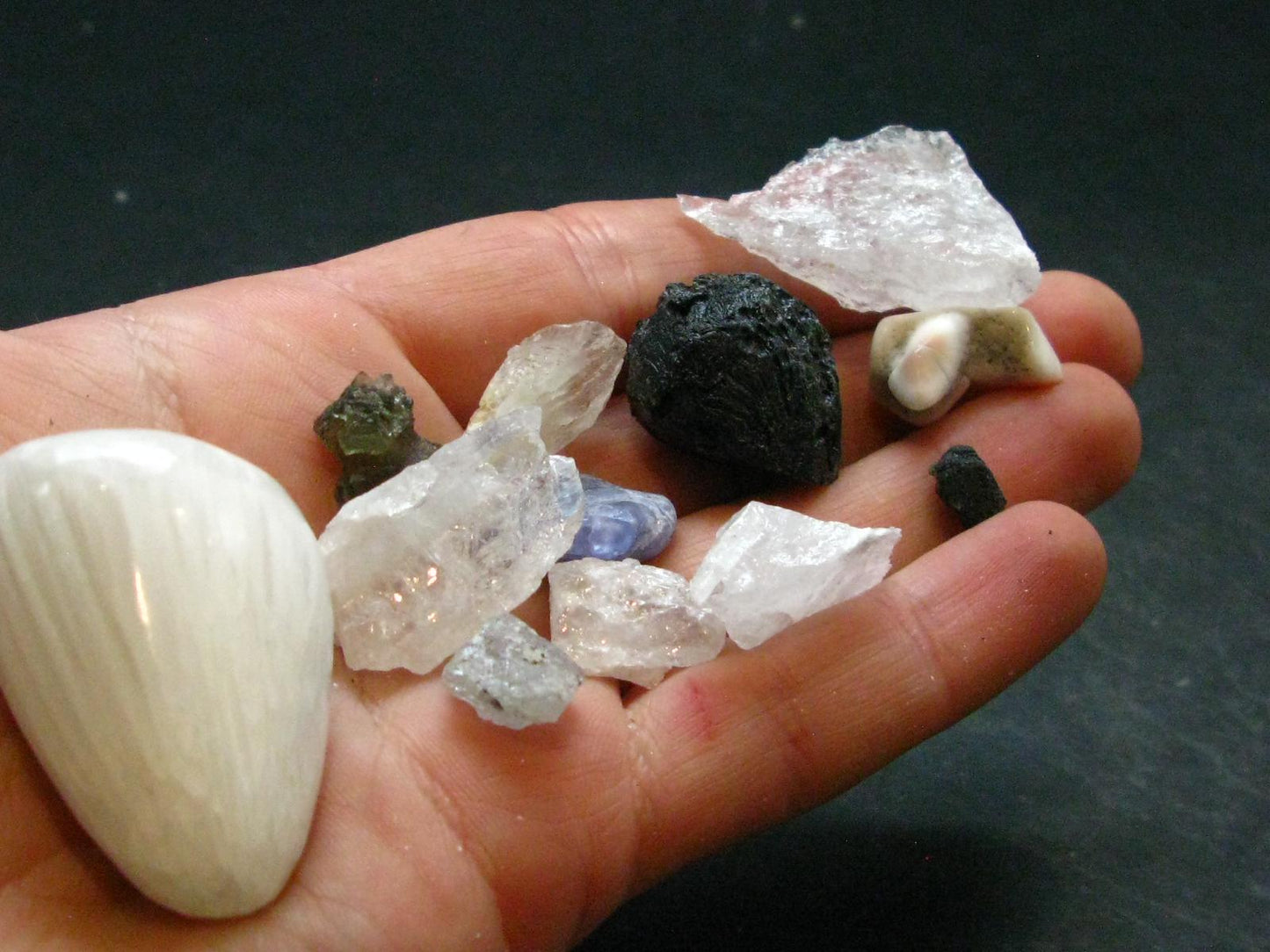 Synergy 12 Set Phenakite Moldavite Natrolite Petalite Danburite Tektite Scolecite Herderite Tanzanite Brookite 52.57 Gr