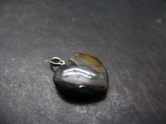 Rare ISUA Stone Silver Heart Pendant From Greenland - 1.0" - 4.37 Grams