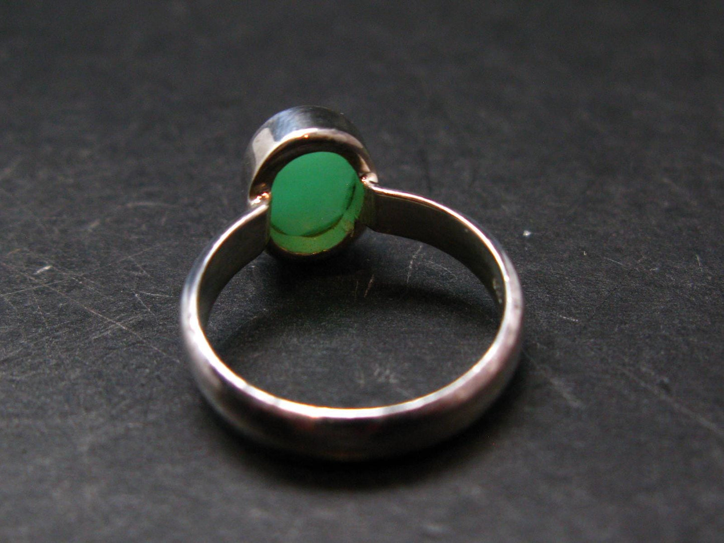 Natural Apple Green Chrysoprase 925 Sterling Silver Ring From Australia - 3.79 Grams - Size 7