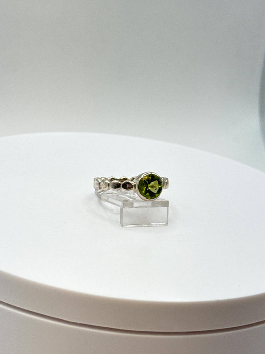 Beaded Peridot Ring | Natural Green Peridot in Sterling Silver | August Birthstone Jewelry - Size 8