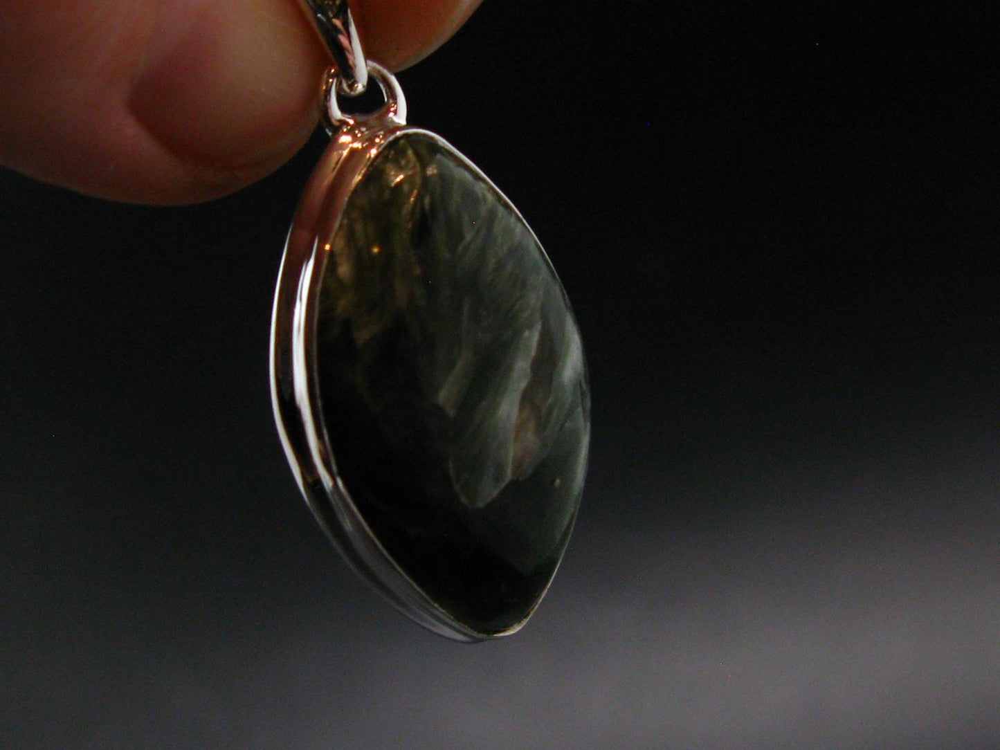 Nice Polished Seraphinite Clinochlore Stalactite Silver Plated Pendant From Russia - 1.5" - 6.11 Grams