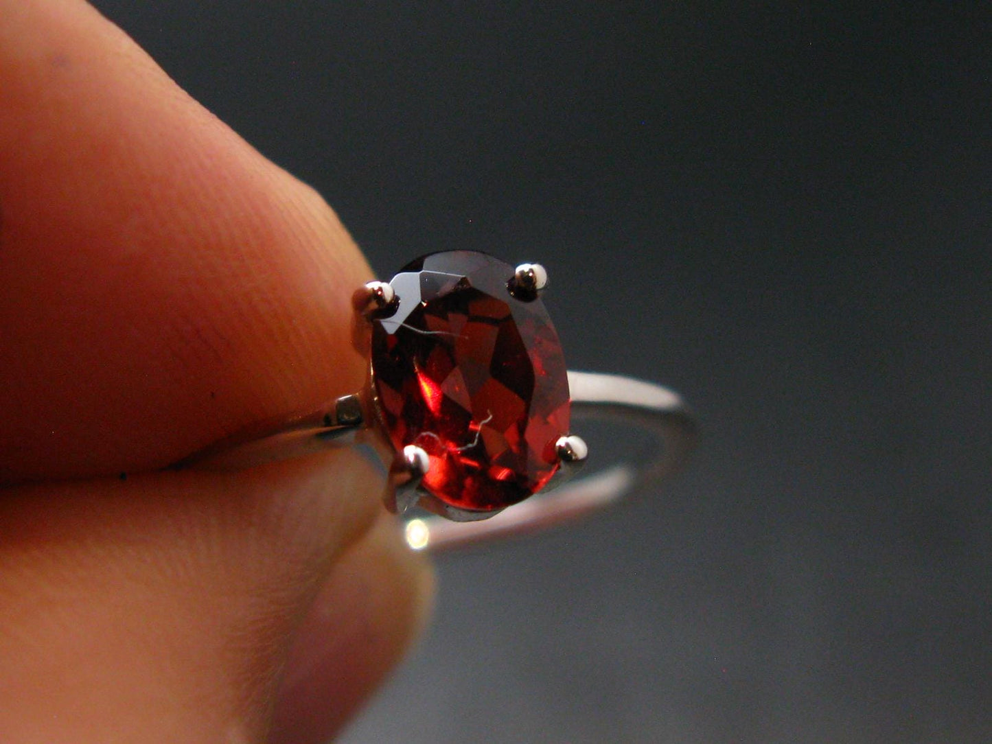 Natural Round Faceted Red Garnet Sterling Silver Ring - Size 6.25 - 1.07 Grams