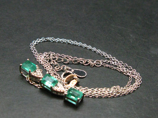 Emerald Silver Pendant W/Chain From Colombia - 1.27 Carats