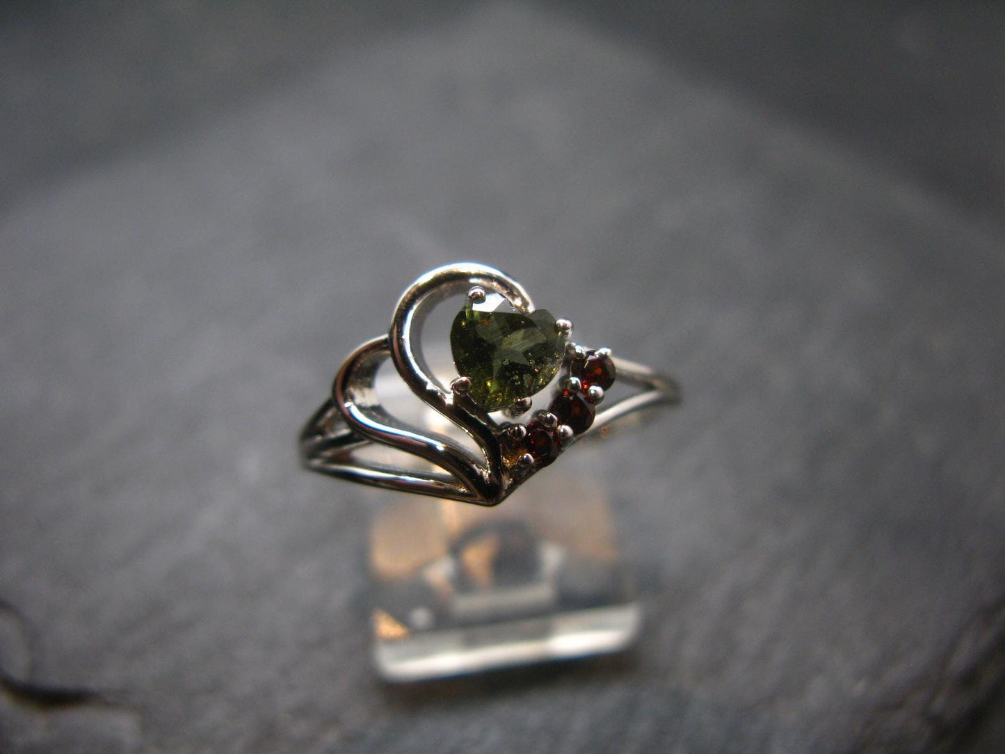 Moldavite & Red Garnet Sterling Silver Ring From Czech Republic - Size 8.5 - 2.61 Grams