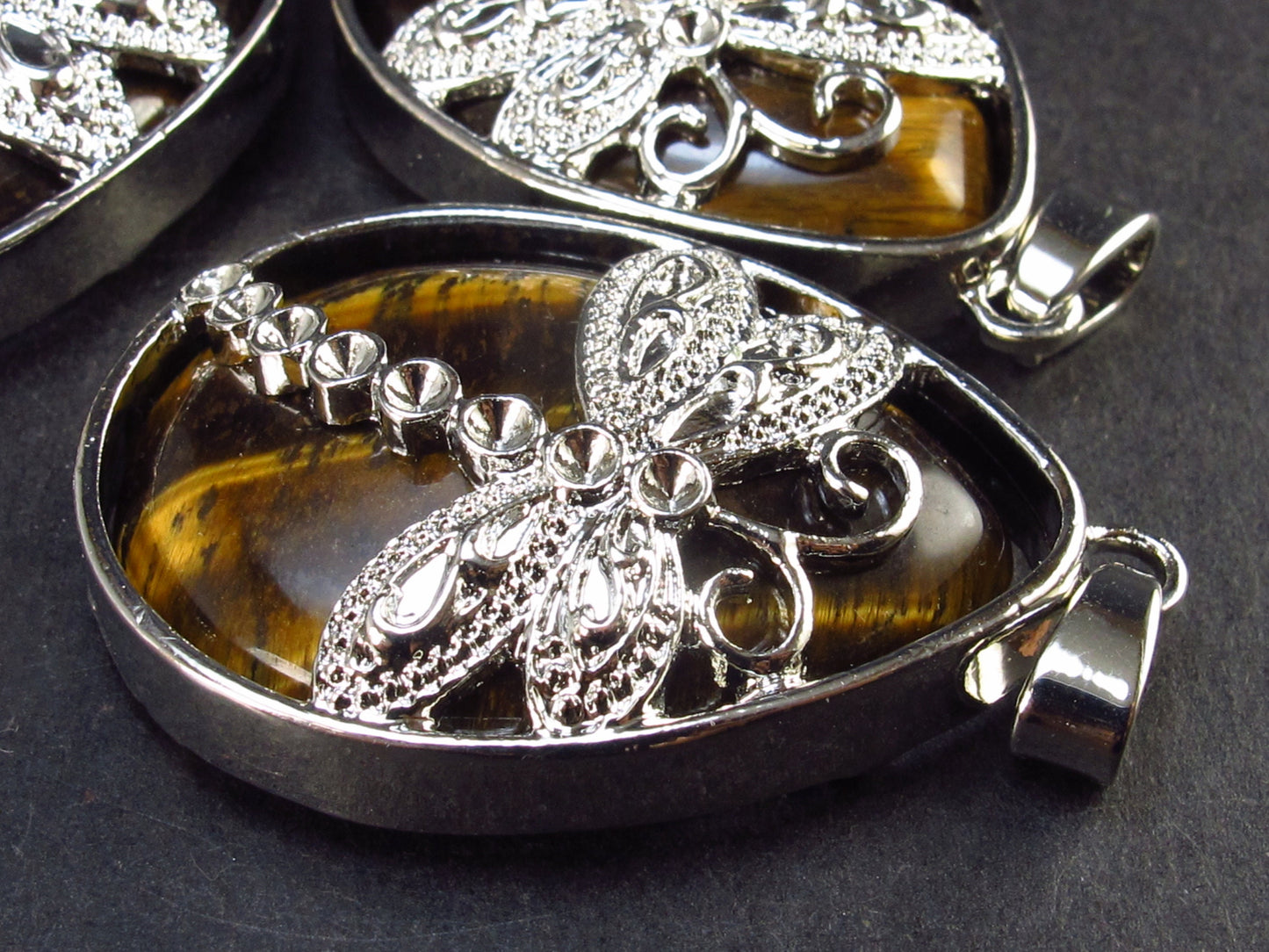 Set of 3 Natural Tiger's - Eye Tiger Eye Pendant with Dragonfly