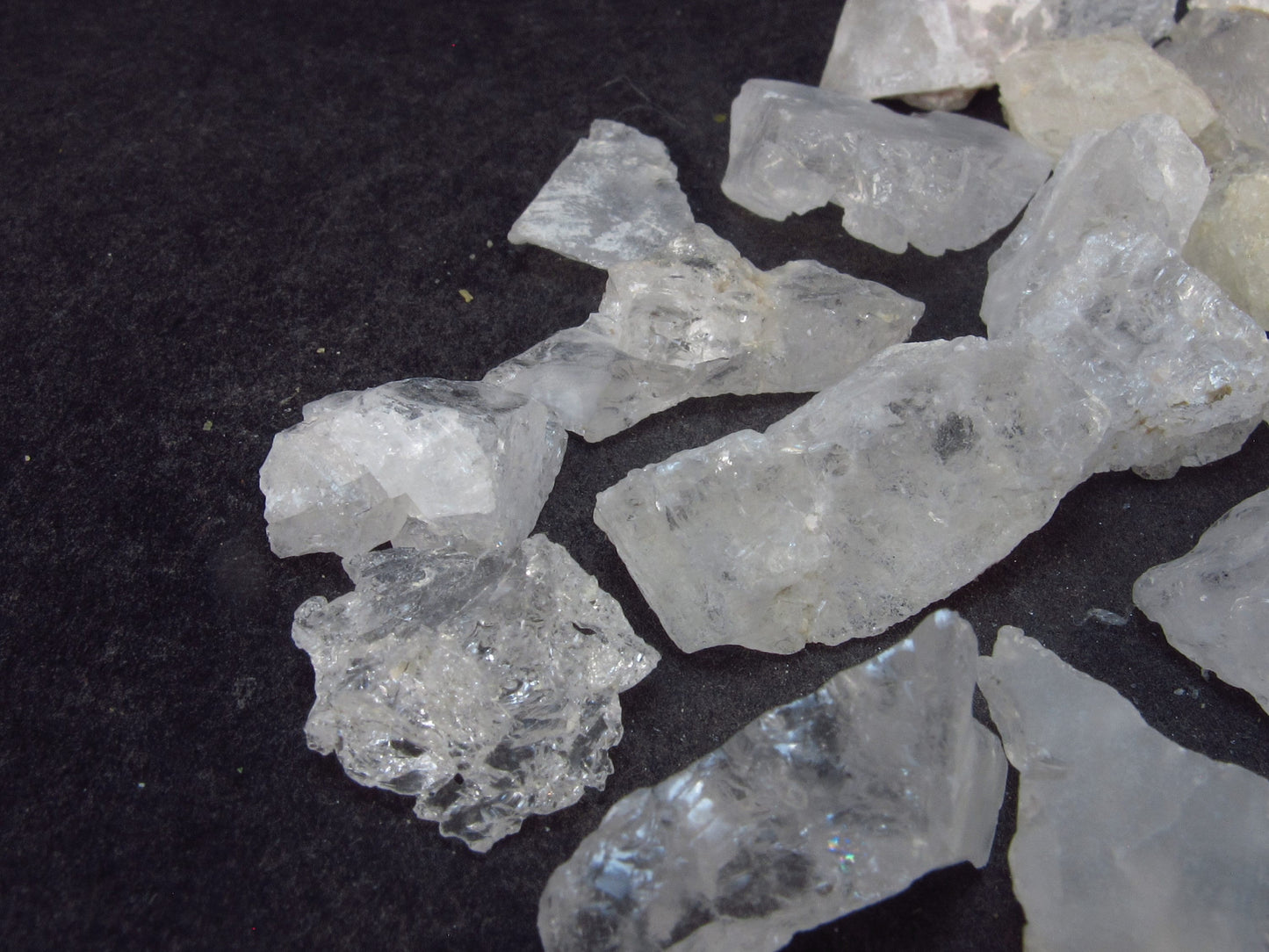 Lot of 25 Gem Pollucite Polucite Crystals from Pakistan - 40.3 Grams