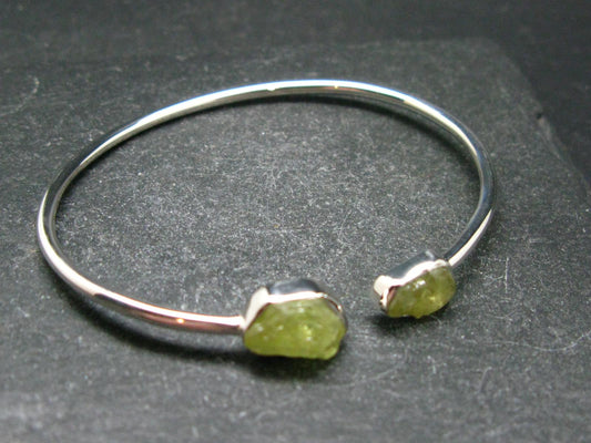 Chrysoberyl Silver Twister Bracelet From Brazil - 5.26 Grams - Adjustable length