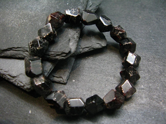 Garnet Almandine Genuine Bracelet ~ 7 Inches ~ 10mm Facetted Beads