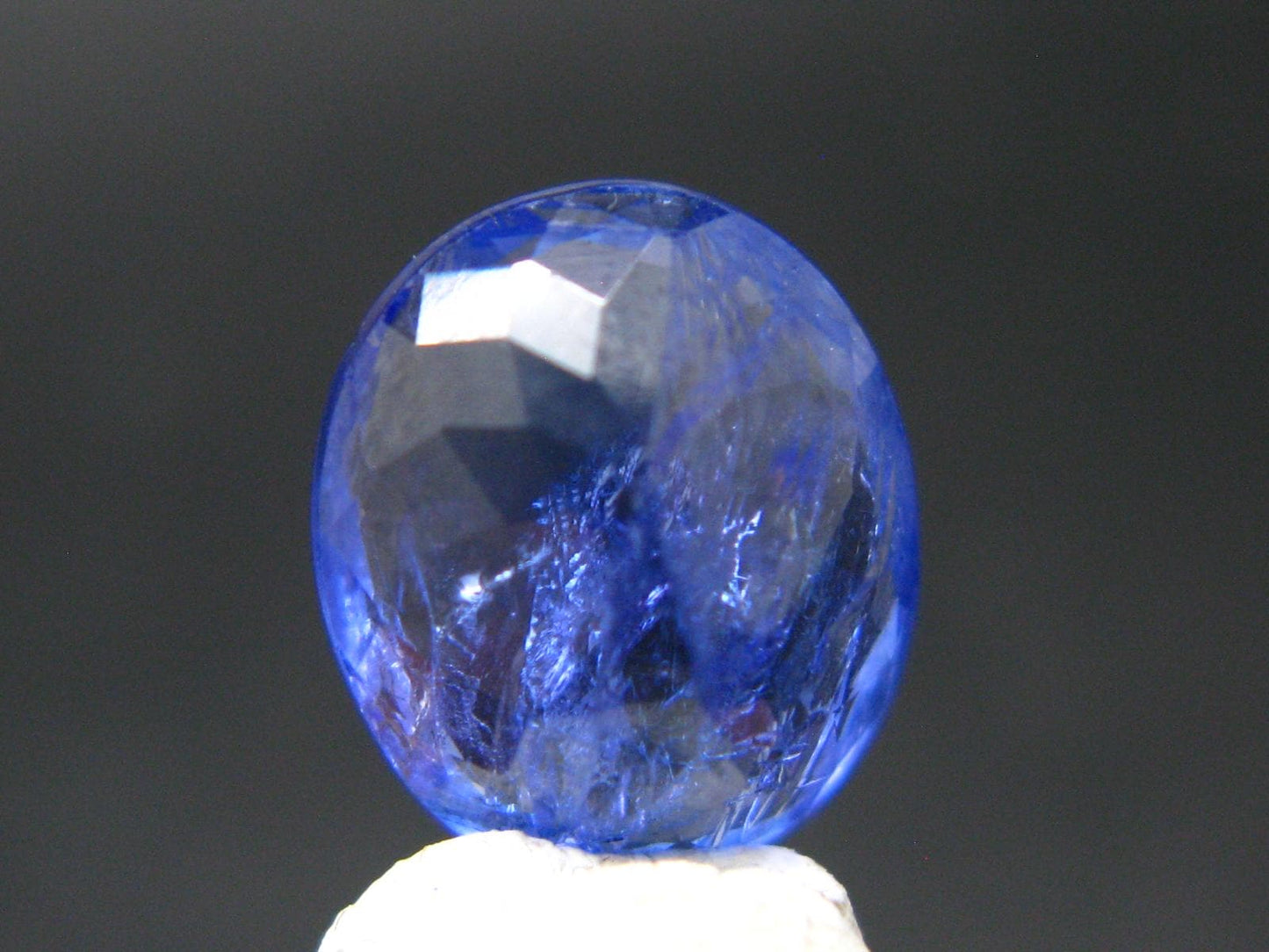 Rare Gem Tanzanite Cut Stone from Tanzania - 5.50 Carats