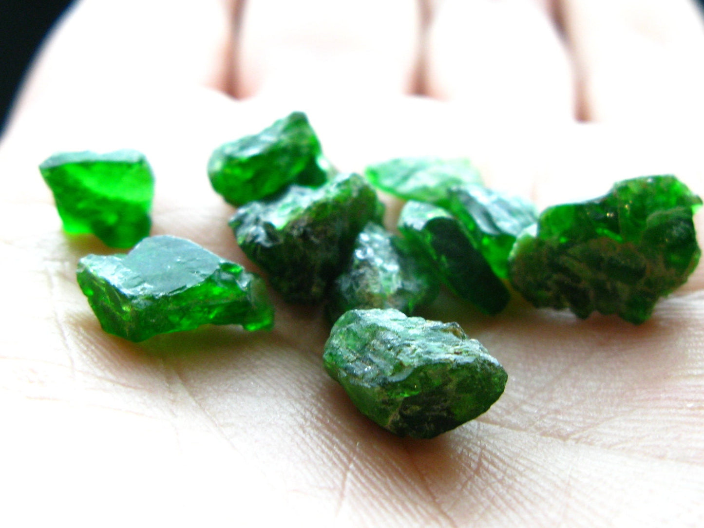 Lot of 10 Gem Chrome Diopside Crystals From Russia - 35 Carats
