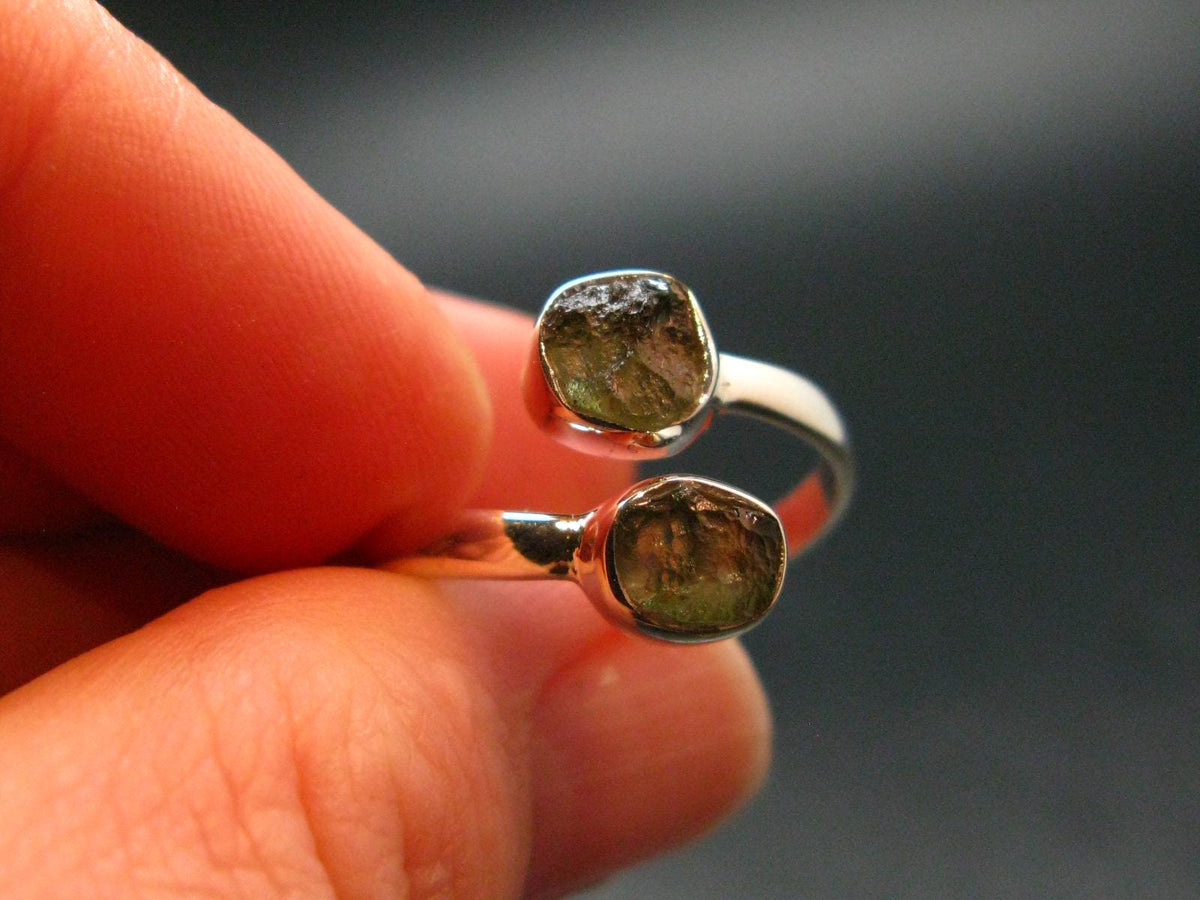 Cute Gem Moldavite Sterling Silver Ring From Czech Republic - Size 9 - 2.40 Grams