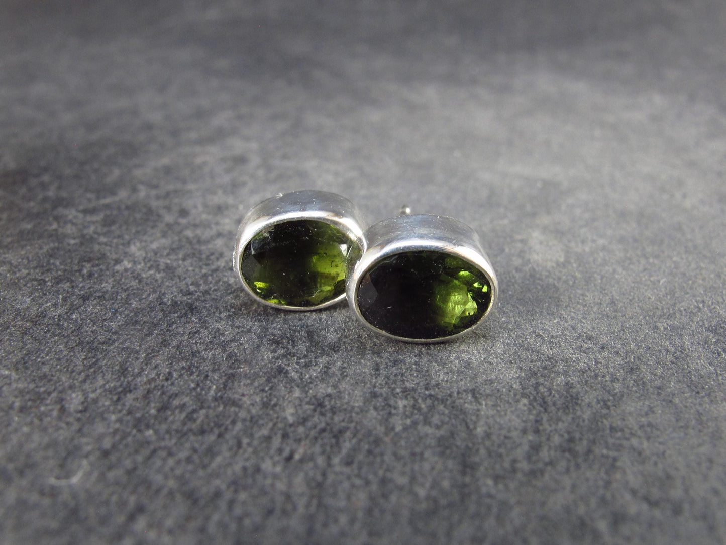 Facetted Moldavite Tektite Stud Earrings in Sterling Silver from Czech Republic - 2.39 Grams