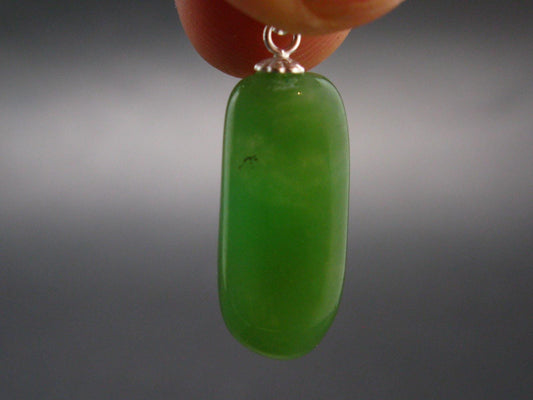 Chrysoprase Silver Pendant From Australia - 1.1" - 3.00 Grams