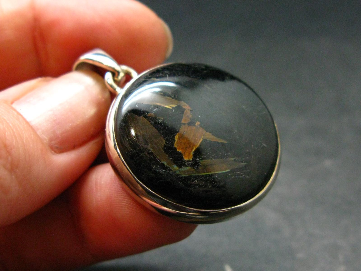 Very Rare Sterling Silver Nuumite Nuummite Pendant From Greenland - 1.5" - 9.67 Grams