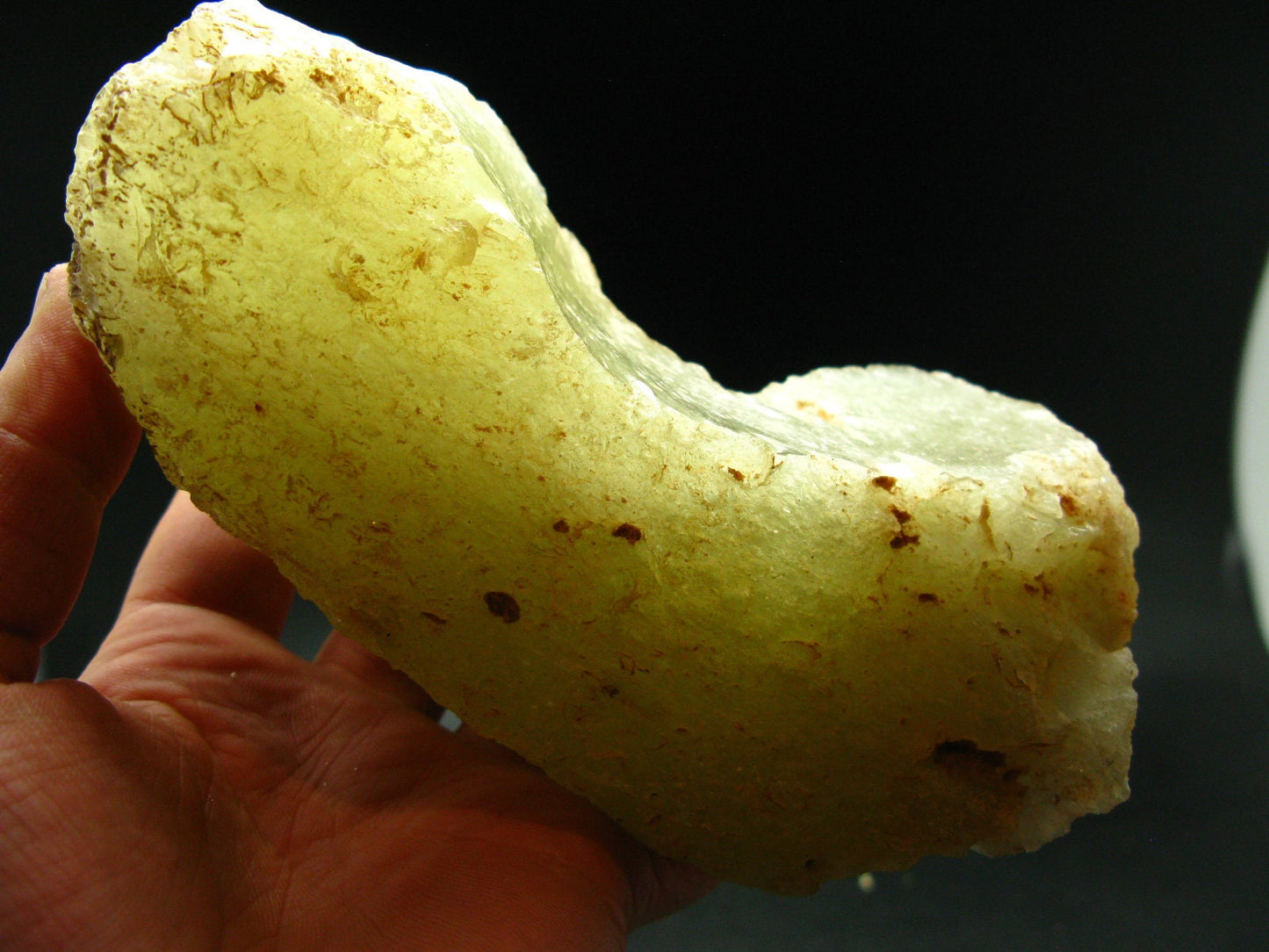 Huge Gem Libyan Tektite Glass From Libya - 844 Grams - 6.3"