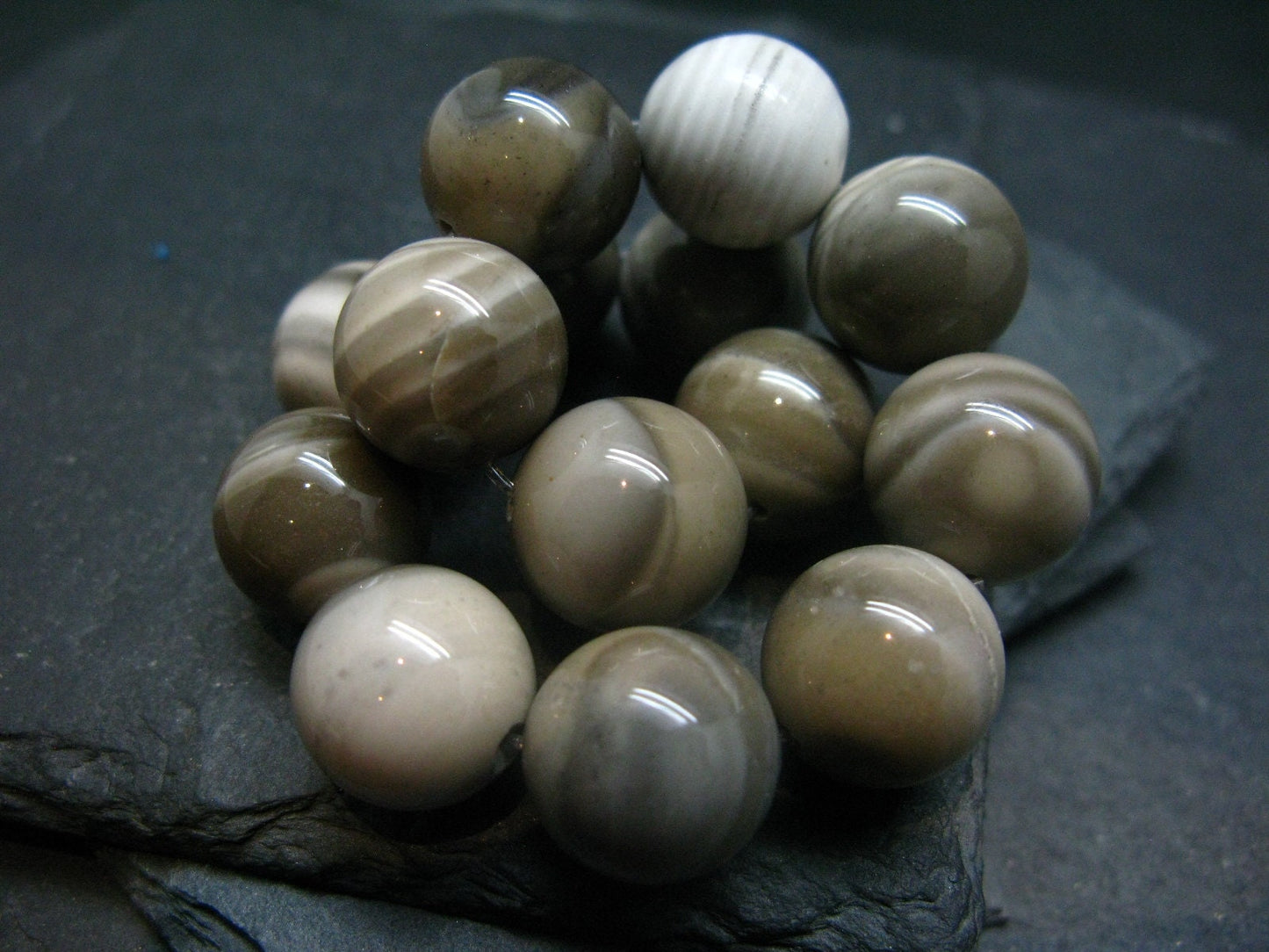 Flint Genuine Bracelet ~ 7 Inches ~ 14mm Round Beads