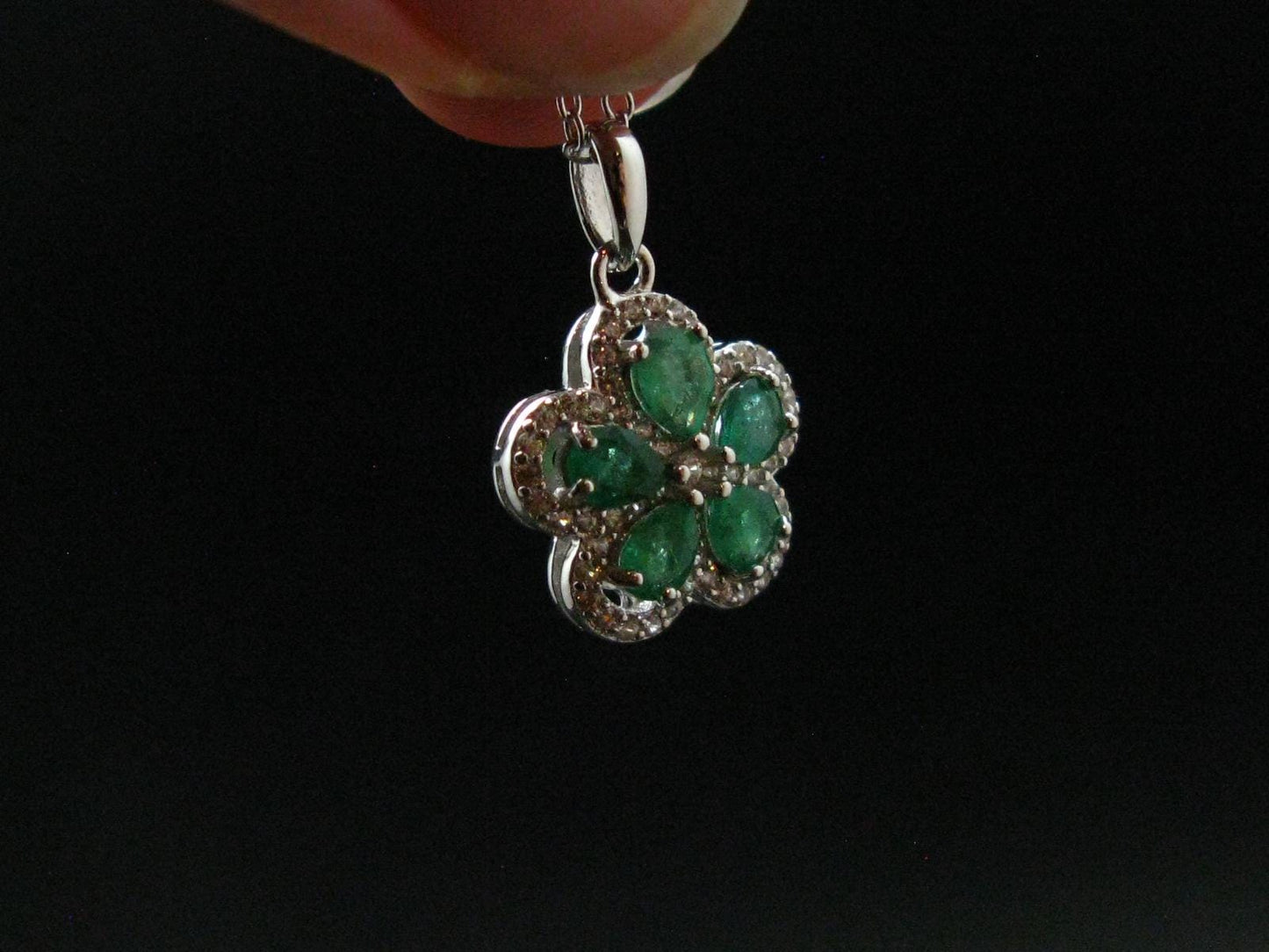 Emerald Silver Pendant W/Chain From Colombia - 3.0 Grams Total