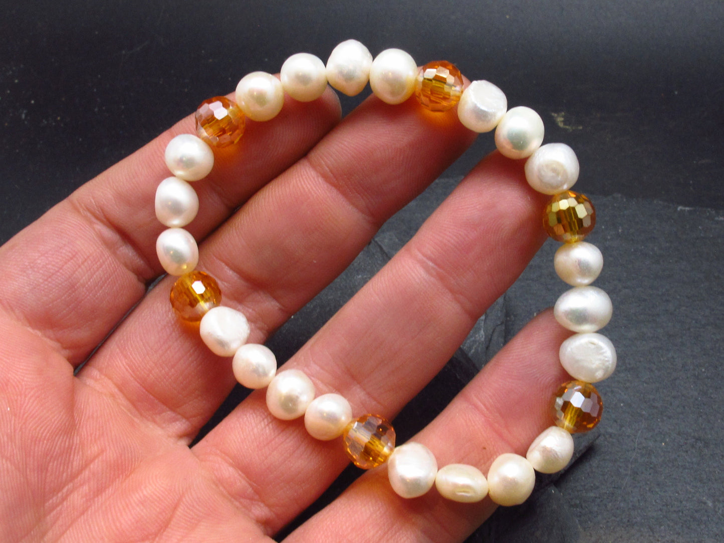 Freshwater Pearl & Crystal Genuine Bracelet ~ 7 Inches ~ 8mm Pearl Beads