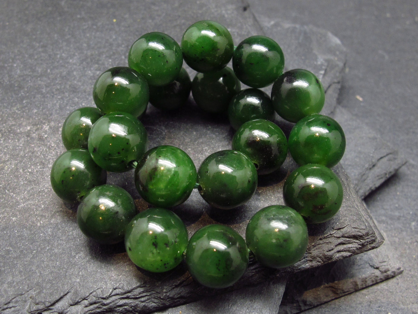 Jade Nephrite Genuine Bracelet ~ 7 Inches ~ 10mm Round Beads
