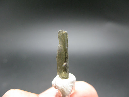 Moldavite Tektite Raw Piece from Czech Republic - 0.8" - 3.20 Carats - 0.64 Grams
