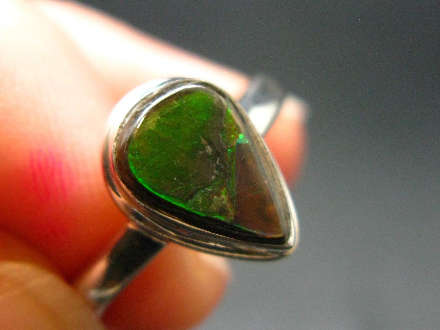 Ammolite Amolite Sterling Silver Ring From Canada - 3.0 Grams - Size 7