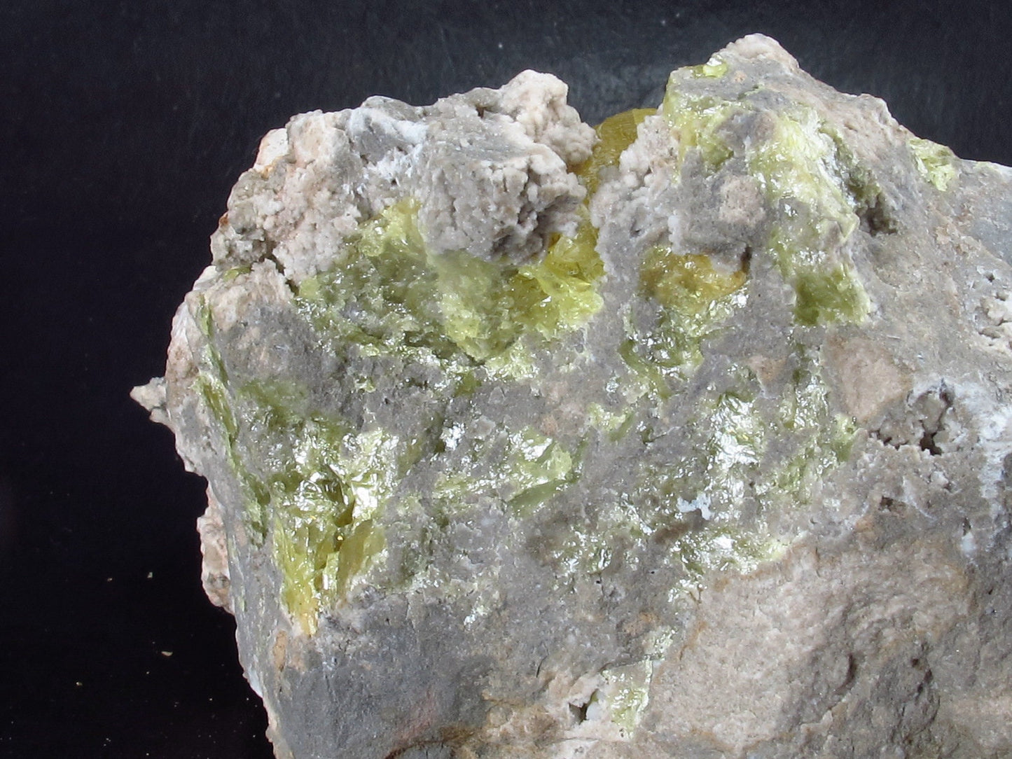 Large Yellow Sulphur Sulfur Cluster Italy - 3.1"