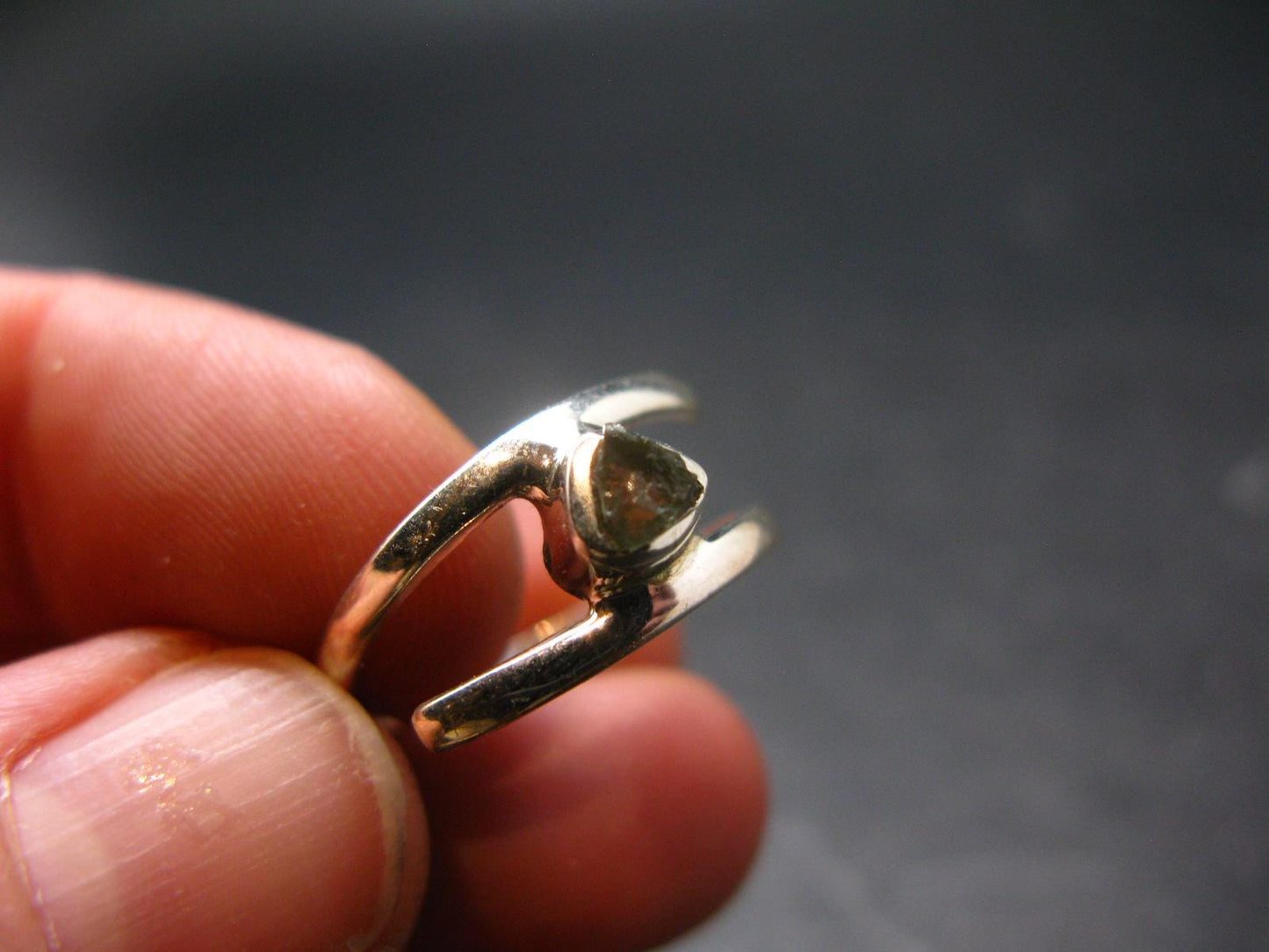 Cute Gem Moldavite Sterling Silver Ring From Czech Republic - Size 6 - 1.6 Grams