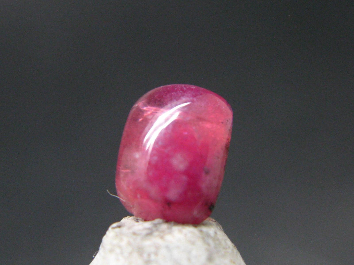 Rare Gem Bixbite Red Beryl Emerald Cabochon From Utah USA - 1.24 Carats - 7.1x5.7 mm