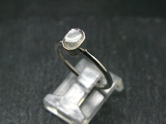 Green Herderite Silver Ring From Brazil - 1.97 Grams - Size 8