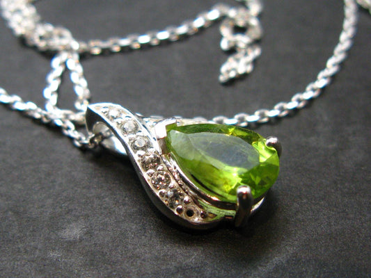 Peridot Olivine Faceted Pendant in SS With CZ Plus Chain From Arizona - 18" - 3.0 Grams