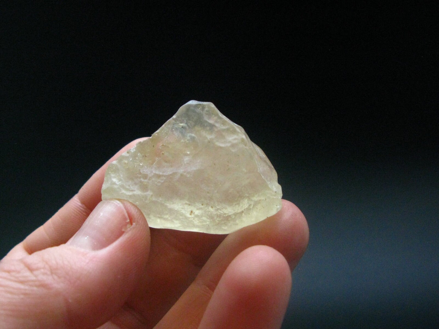 Nice Gem Libyan Tektite Glass From Libya - 12.22 Grams - 1.3"