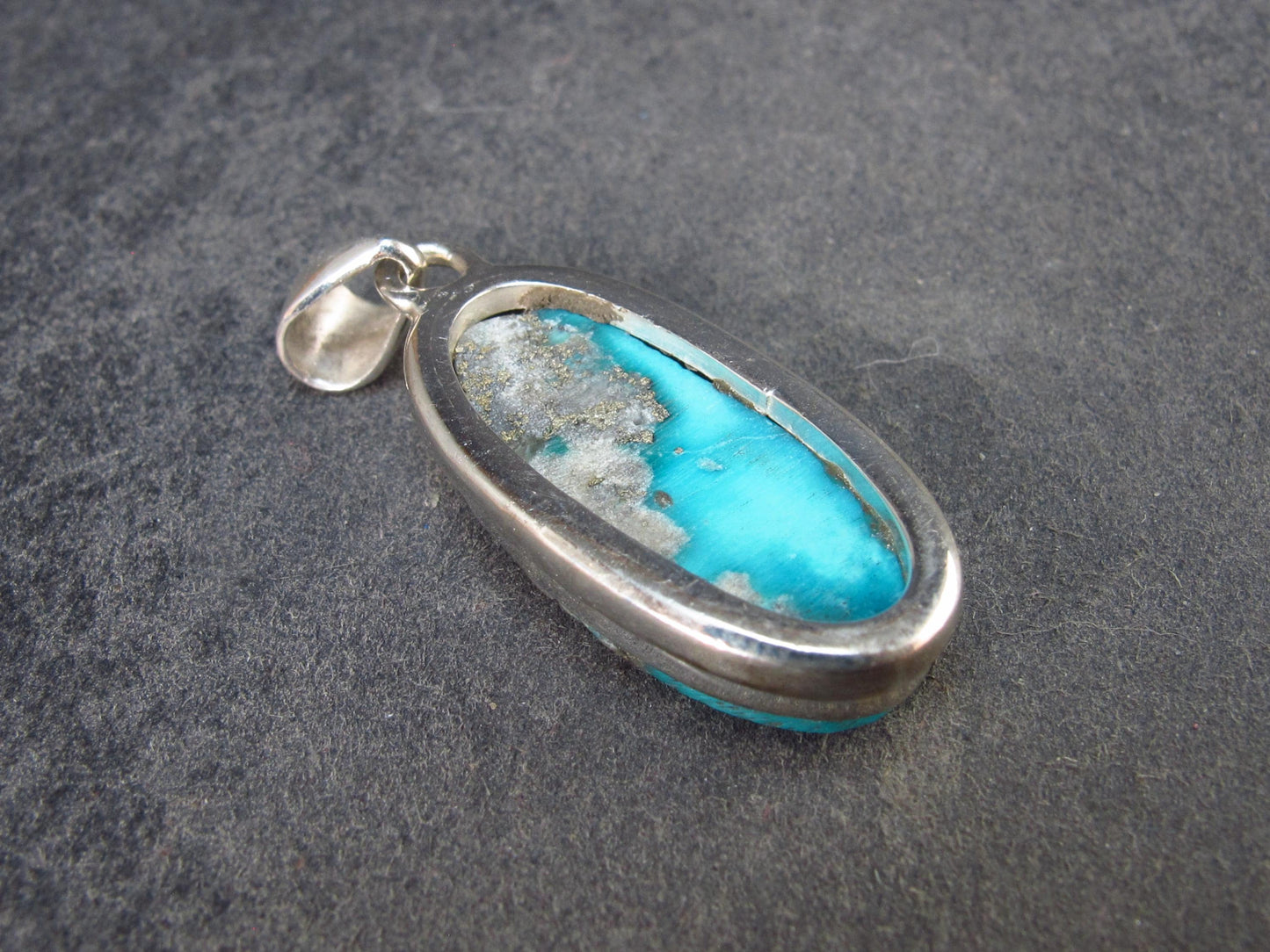 Turquoise Silver Pendant - 1.3" - 5.37 Grams