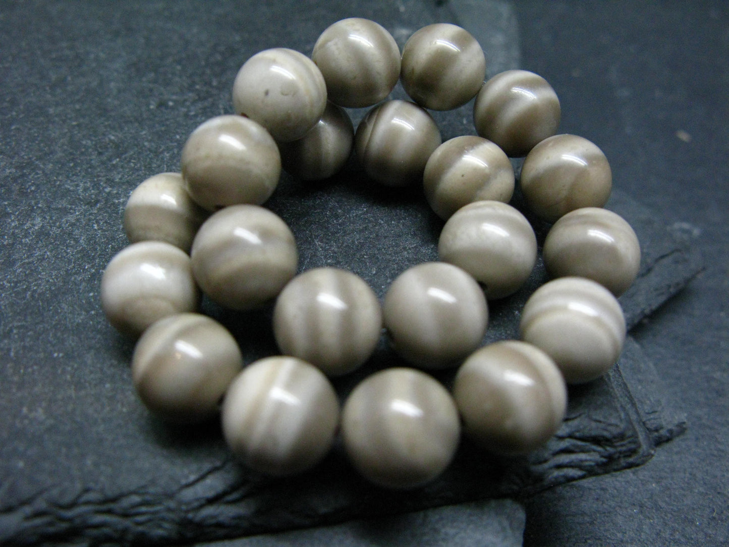 Flint Genuine Bracelet ~ 7 Inches ~ 8mm Round Beads