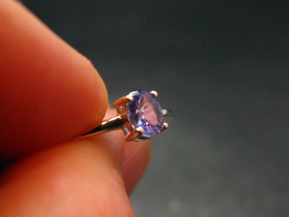 Tanzanite (Zoisite) Sterling Silver Ring - 1.04 Grams - Size 6
