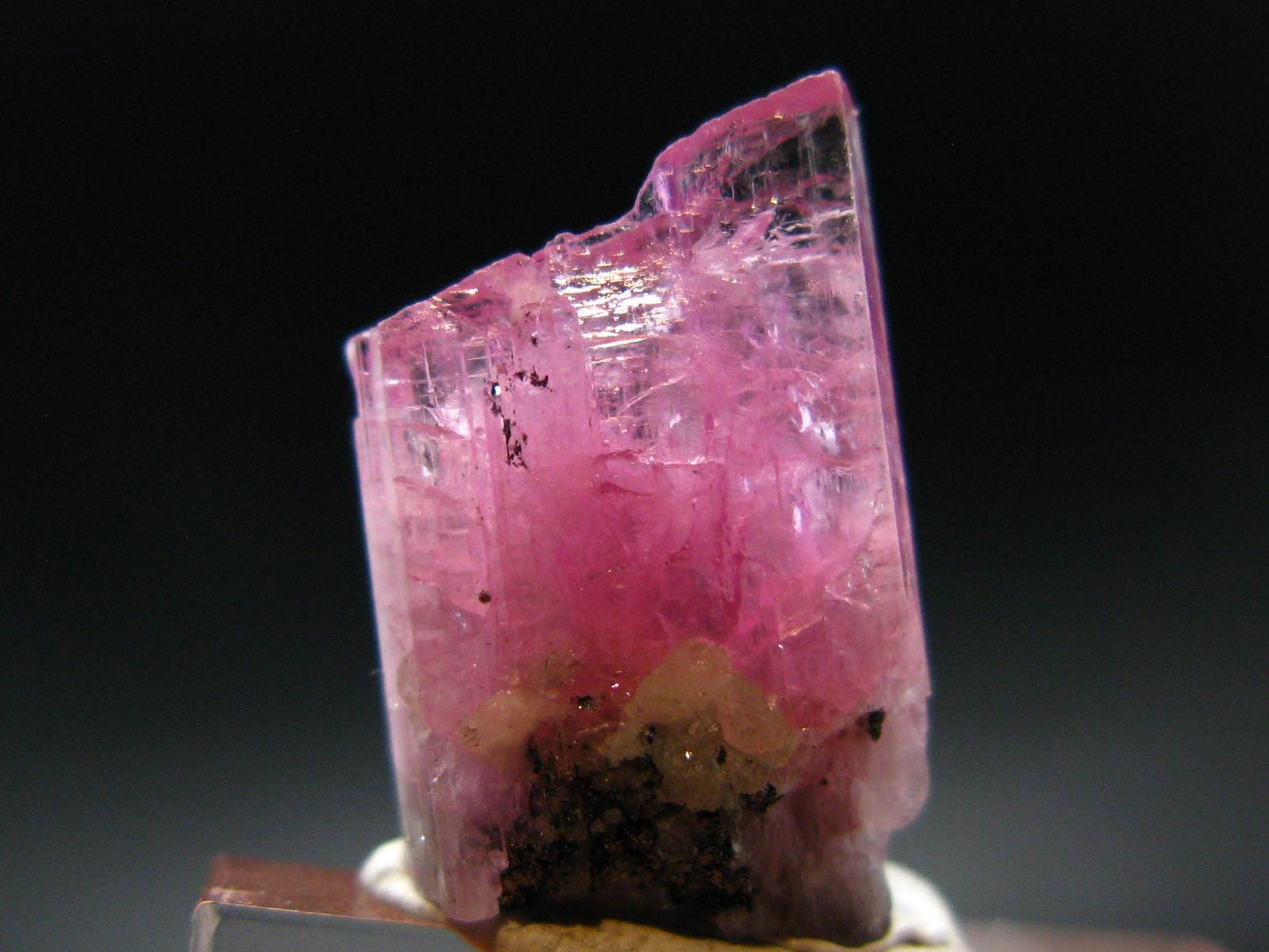 Tanzanite Gem Untreated Pink Crystal From Tanzania - 16.25 Carats - 0.8"