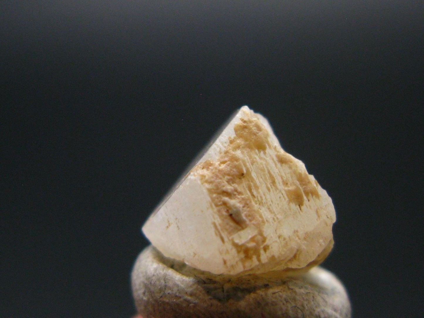 Phenakite Phenacite Gem Crystal from Mogok Burma / Myanmar 3.0 Carats
