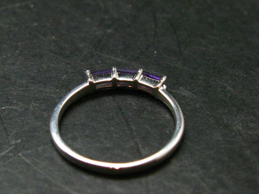 Natural Rich Purple Color Amethyst Sterling Silver Ring - 1.39 Grams - Size 7