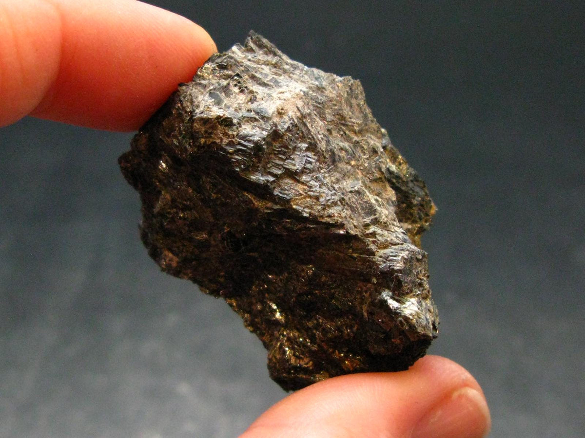 Rare Nuumite Nuummite Raw Piece From Greenland - 25.04 Grams - 1.5"