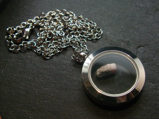Rare Pink Tugtupite Bottle Pendant From Greenland - 1.0" - 13.63 Grams