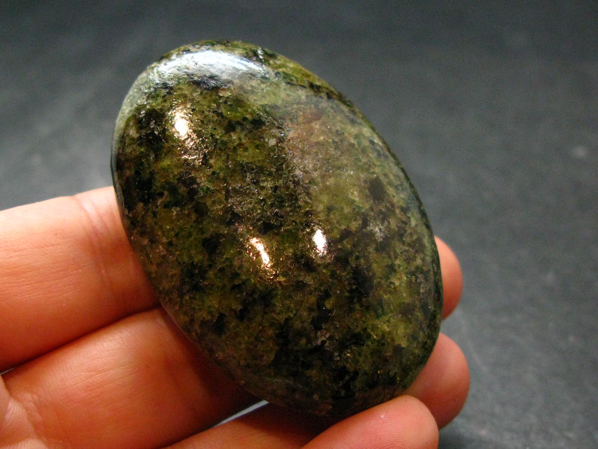 Peridot Olivine Tumbled Stone from Arizona, USA - 2.1" - 65.27 Grams