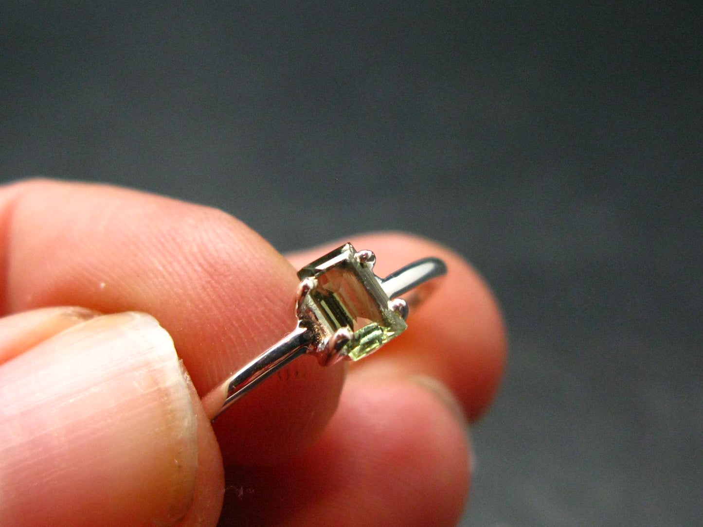 Cute Gem Faceted Moldavite Sterling Silver Ring From Czech Republic - Size 6 - 1.23 Grams