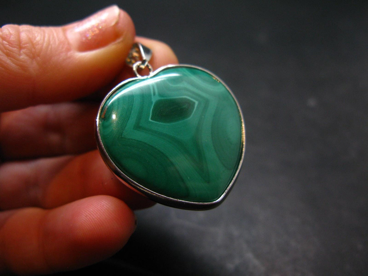 Queen of Green!! Genuine Vivid Vibrant Green Malachite Sterling Silver Pendant - 1.4" - 13.78 Grams