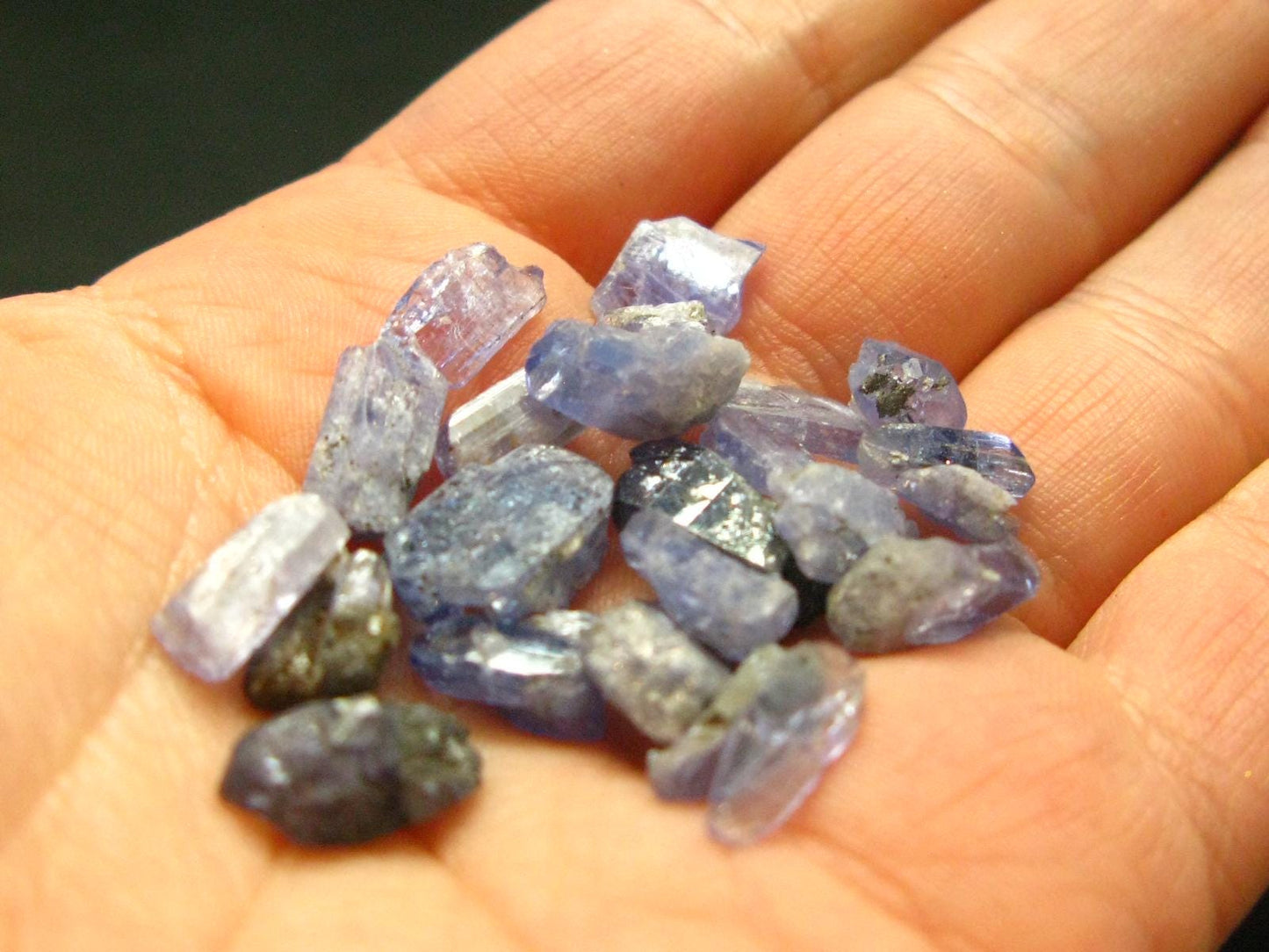 Lot of 25 Gem Tanzanite Zoisite Crystals From Tanzania - 7.25 Grams