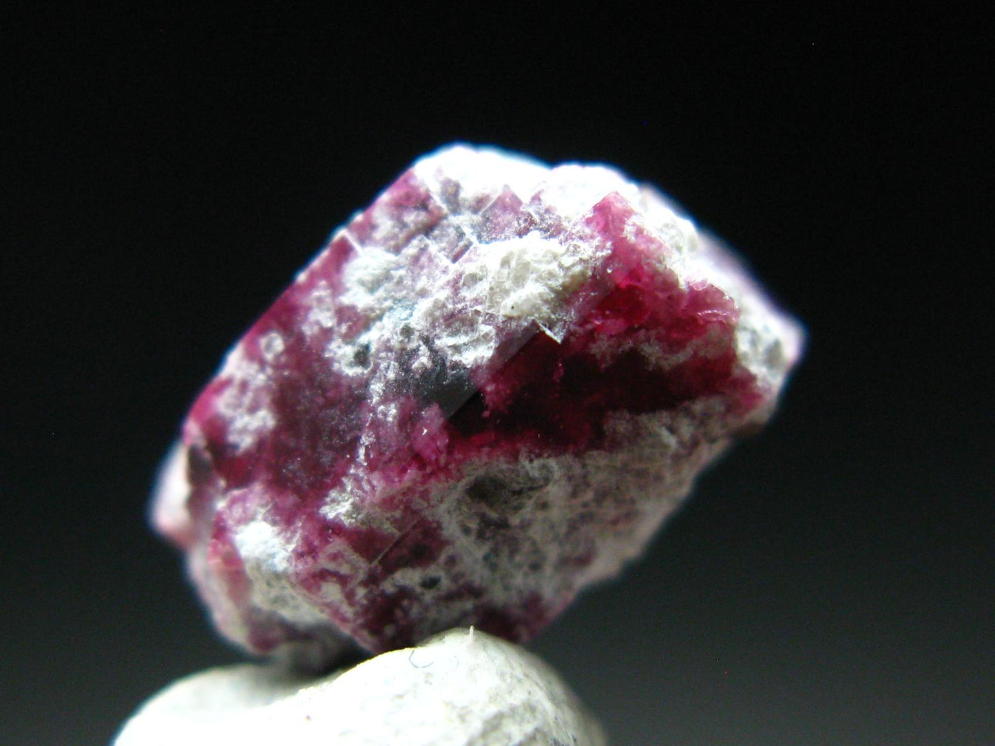 Nice Rare Gem Bixbite Red Emerald Beryl Crystal From Utah USA - 7.23 Carats