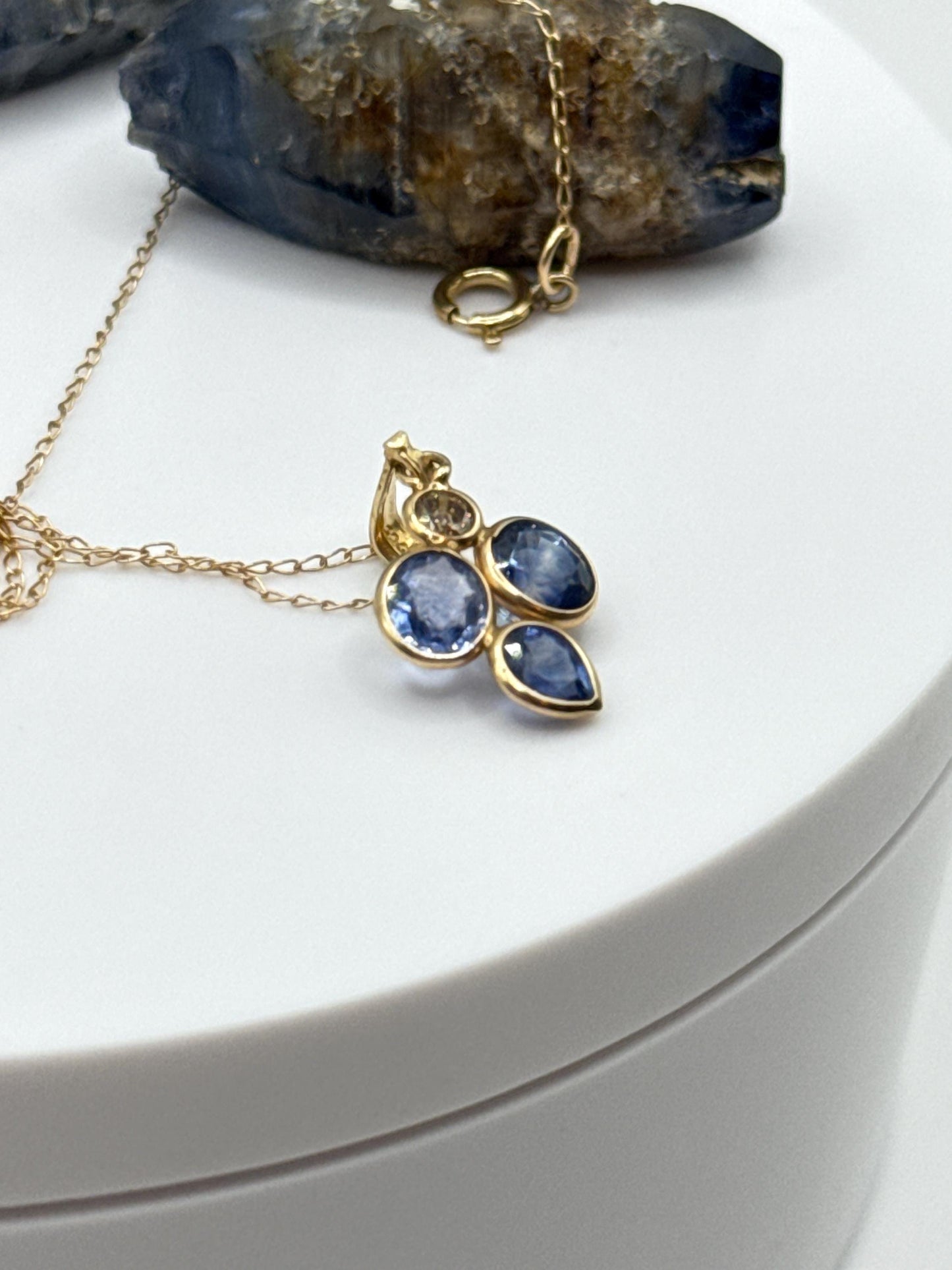 Sapphire Cluster Pendant Necklace | Natural Blue Sapphire Gold Necklace | Unique September Birthstone Jewelry - 1.28 g
