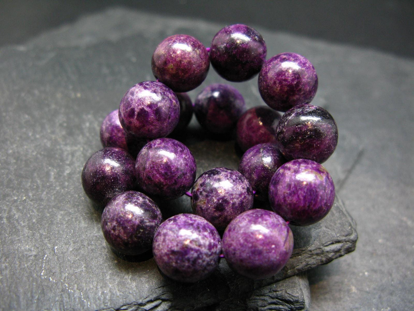 Stichtite Genuine Bracelet ~ 7 Inches ~ 12mm Round Beads