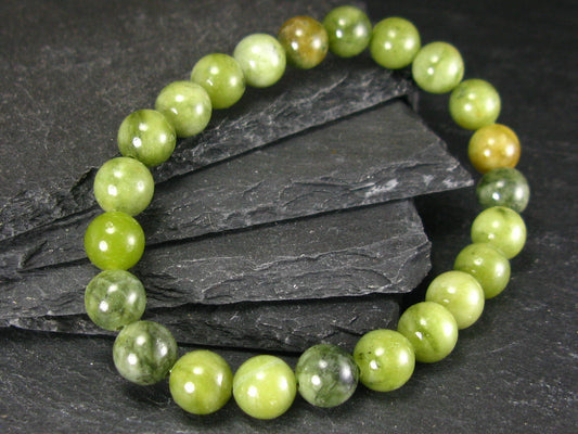 Jade Genuine Bracelet ~ 7 Inches ~ 8mm Round Beads