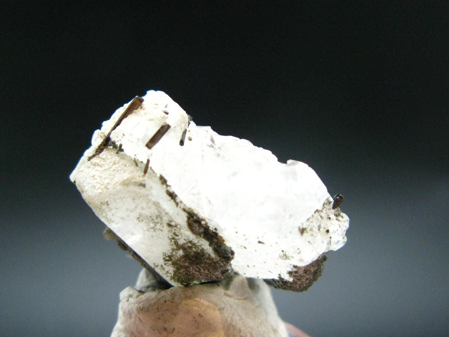 Rare Phenakite Phenacite Crystal from Madagascar - 35.60 Carats - 0.9"